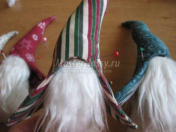 Гномики к Рождеству. Текстильные игрушки или декор к празднику Гномики к Рождеству. Текстильные игрушки или декор к празднику