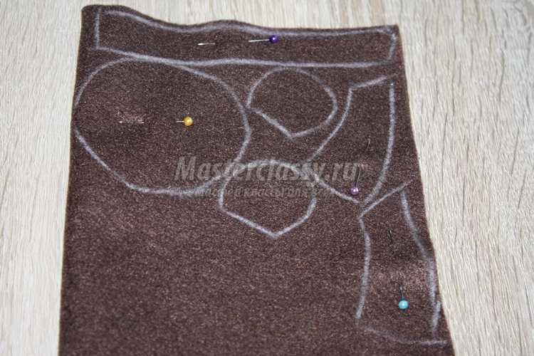 Обезьянка из фетра с бананом Обезьянка из фетра с бананом