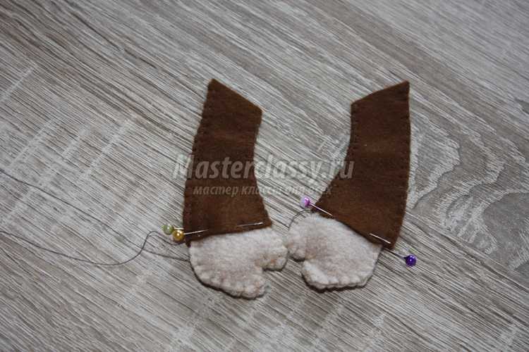 Обезьянка из фетра с бананом Обезьянка из фетра с бананом