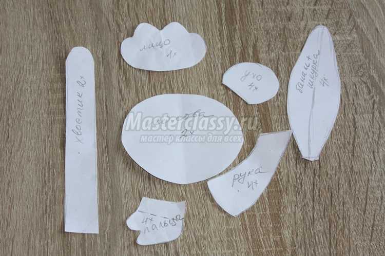 Обезьянка из фетра с бананом Обезьянка из фетра с бананом