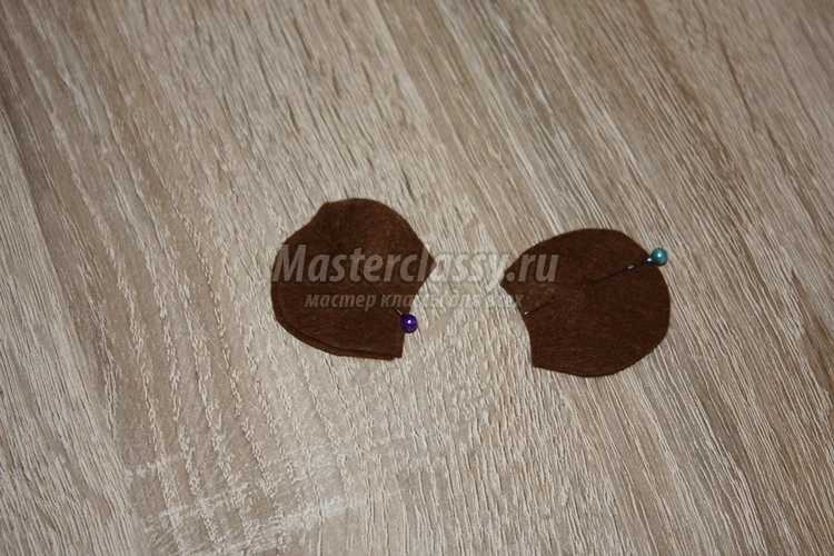 Обезьянка из фетра с бананом Обезьянка из фетра с бананом