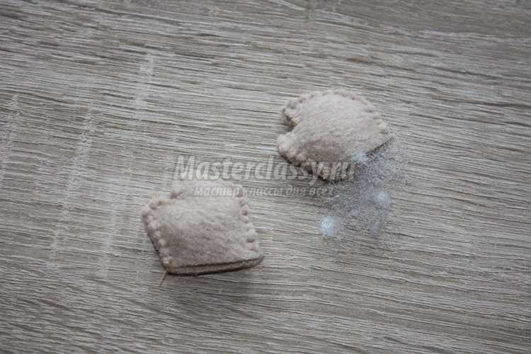 Обезьянка из фетра с бананом Обезьянка из фетра с бананом