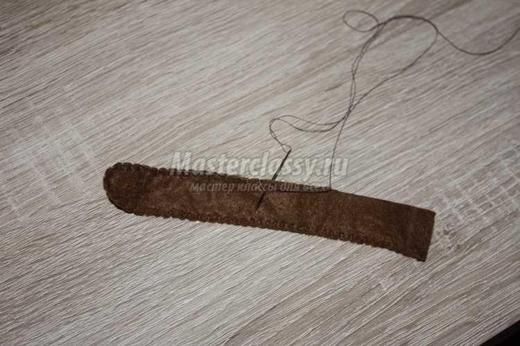 Обезьянка из фетра с бананом Обезьянка из фетра с бананом