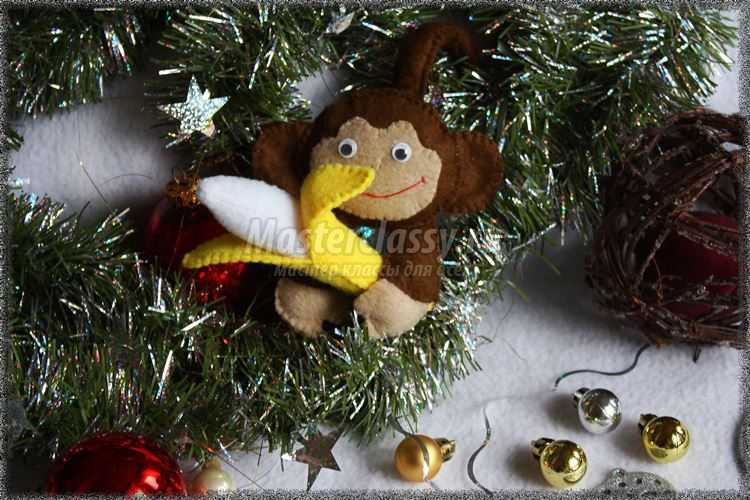 Обезьянка из фетра с бананом Обезьянка из фетра с бананом